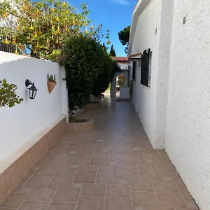 https://villa-el-benalmadena.es-andalucia.com