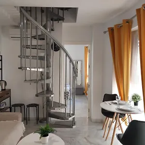 https://tico-acogedor-cntrico-y-a-2-min-de-la-playa.1costadelsol.com